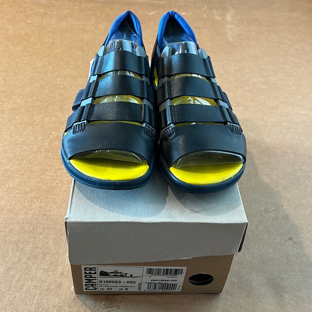 Camper men’s navy leather sport shoes